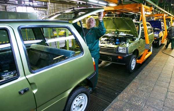 Антон Шапарин: «Лада» — это безысходность, отлитая в металле Антон Шапарин: «Лада» — это безысходность, отлитая в металле