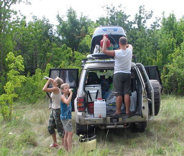 Багажник на Ниву, ВАЗ и Логан виды багажников и отличия монтажа Багажник на Ниву, ВАЗ и Логан виды багажников и отличия монтажа