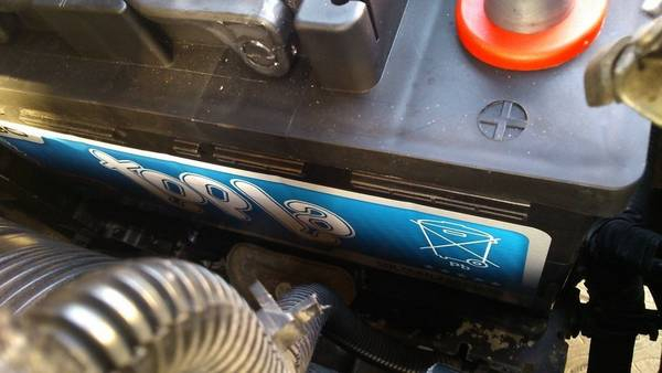 Какой аккумулятор лучше обслуживаемый или необслуживаемый? Сравнение и оценка Какой аккумулятор лучше обслуживаемый или необслуживаемый? Сравнение и оценка