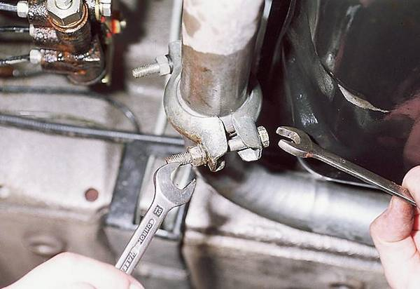 Неисправности выхлопной системы ВАЗ 2110 Неисправности выхлопной системы ВАЗ 2110