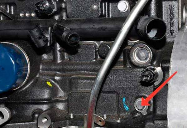 Помпа или водяной насос: как провести замену на Рено Логан Помпа или водяной насос: как провести замену на Рено Логан