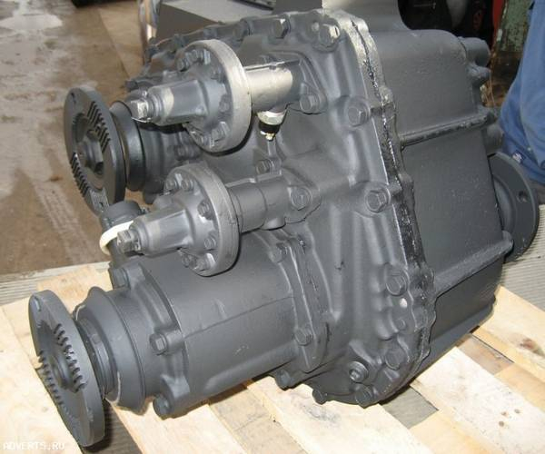 Раздаточная коробка: устройство, принцип работы Раздаточная коробка: устройство, принцип работы