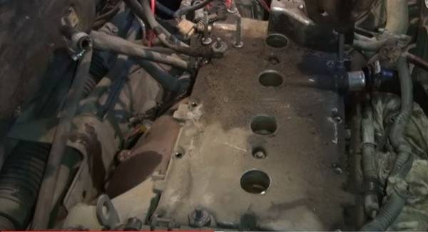 Ремонт головки блока цилиндров на легковом автомобиле Ремонт головки блока цилиндров на легковом автомобиле