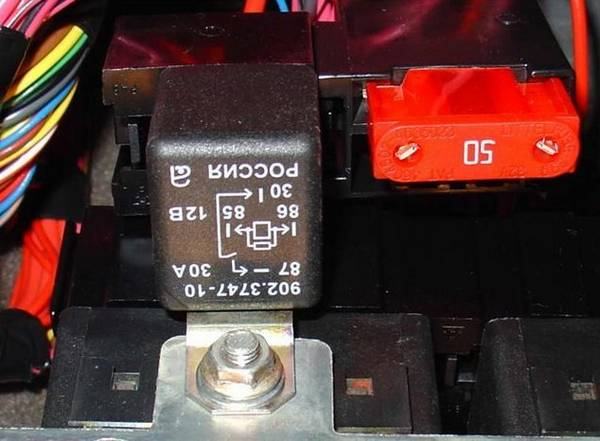 Топливный насос ВАЗ 2110 и 2109 сердечный клапан автомобиля Топливный насос ВАЗ 2110 и 2109 сердечный клапан автомобиля