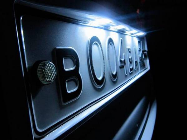 Выбираем рамку для номера автомобиля Выбираем рамку для номера автомобиля