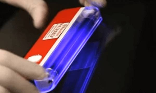 Заделка трещин и сколов на лобовом стекле автомобиля Заделка трещин и сколов на лобовом стекле автомобиля