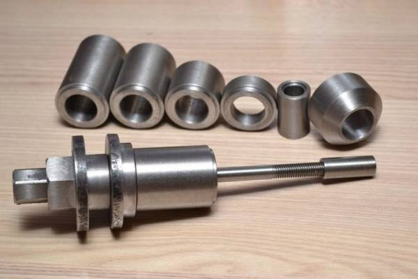 Замена направляющих втулок клапанов на автомобилях ВАЗ 2106 и 2109 Замена направляющих втулок клапанов на автомобилях ВАЗ 2106 и 2109