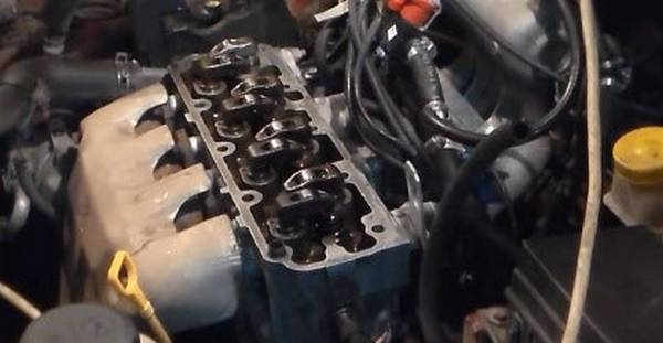 Замена распредвала на автомобилях ВАЗ, Рено, Шевроле и Опель Замена распредвала на автомобилях ВАЗ, Рено, Шевроле и Опель