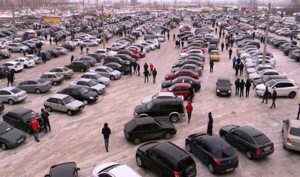 Автомобиль в России за 300 тысяч рублей