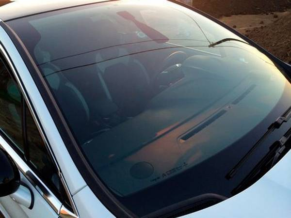 Что делать, если протекает лобовое стекло? Простые способы устранения проблемы