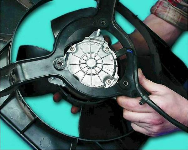 Что делать, когда кипит двигатель Что делать, когда кипит двигатель