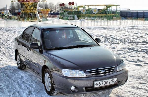 Что лучше, Kia Spectra или Hyundai Accent? Сравниваем, оцениваем и делаем выводы для себя Что лучше, Kia Spectra или Hyundai Accent? Сравниваем, оцениваем и делаем выводы для себя