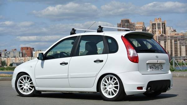 Что лучше, Лада Калина или Приора? Что из них больше похоже на иномарку? Что лучше, Лада Калина или Приора? Что из них больше похоже на иномарку?