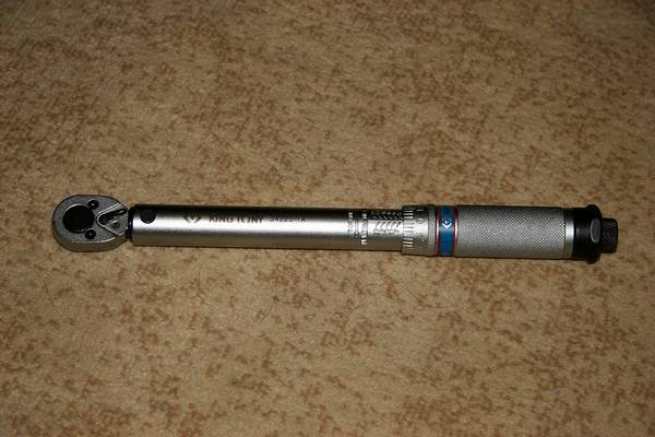 Динамометрический ключ для автомобиля - какой лучше?