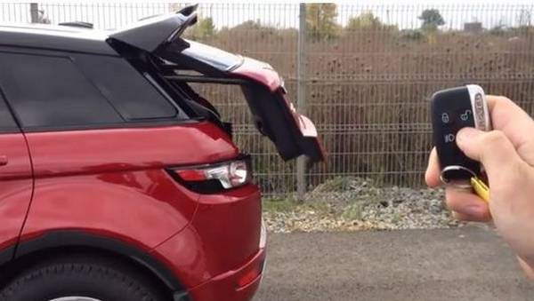 Электропривод крышки багажника  срабатывает в любую погоду