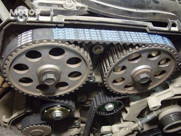 Хлопки в глушитель при сбросе газа карбюраторного и инжекторного двигателей