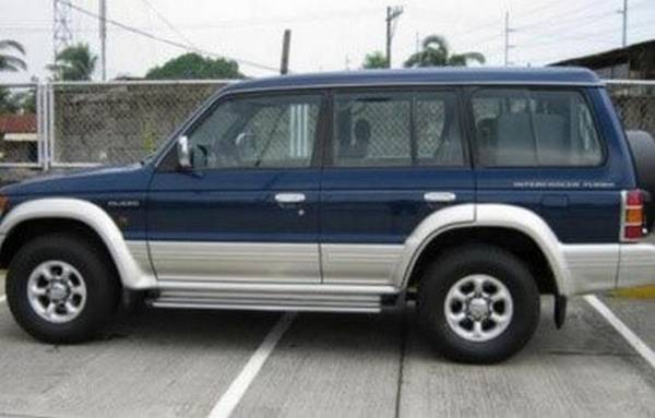 Японский внедорожник Mitsubishi Pajero 2 Японский внедорожник Mitsubishi Pajero 2
