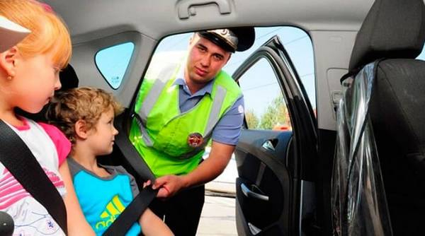 Как выбрать детское кресло в автомобиль