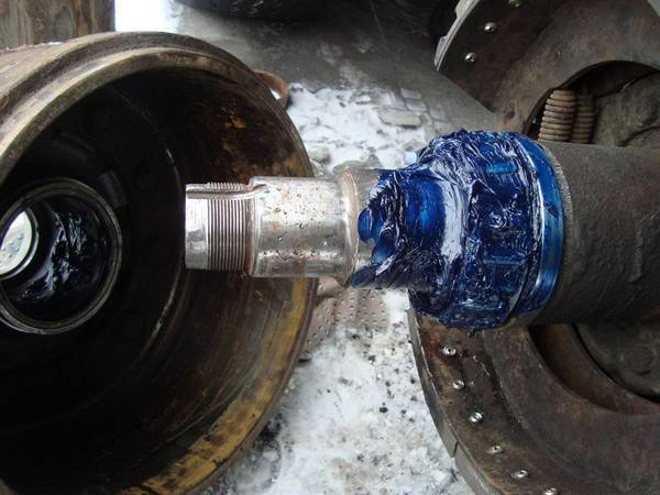 Какая лучше смазка для подшипников ступицы? Все, что нужно знать Какая лучше смазка для подшипников ступицы? Все, что нужно знать