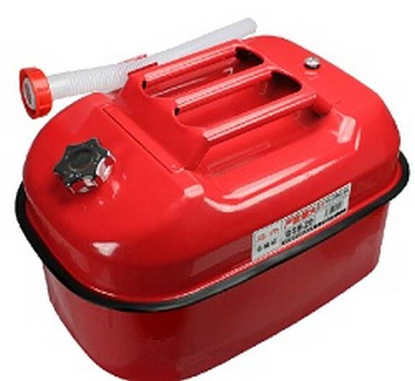 Какую канистру для бензина стоит купить