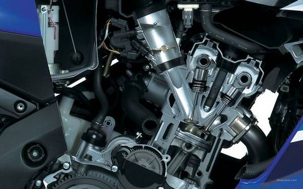 Масло для четырехтактных двигателей с воздушным охлаждением Масло для четырехтактных двигателей с воздушным охлаждением