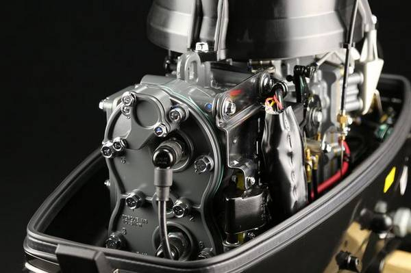 Моторное масло для двухтактных двигателей Моторное масло для двухтактных двигателей