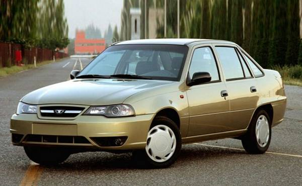 Недорогой узбекский автомобиль Daewoo Nexia Недорогой узбекский автомобиль Daewoo Nexia