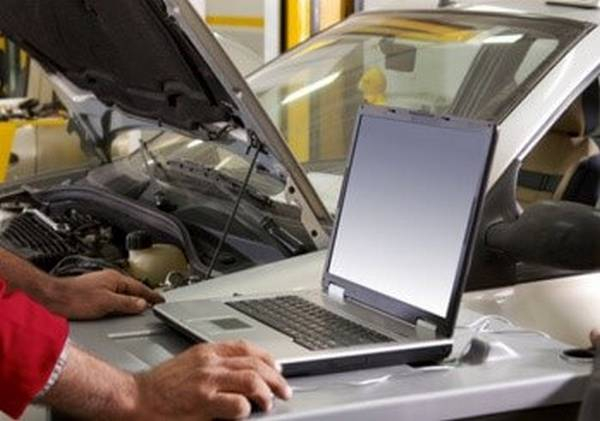 Недорогой узбекский автомобиль Daewoo Nexia Недорогой узбекский автомобиль Daewoo Nexia