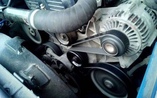 Новая Волга 31105 двигатель крайслер Новая Волга 31105 двигатель крайслер