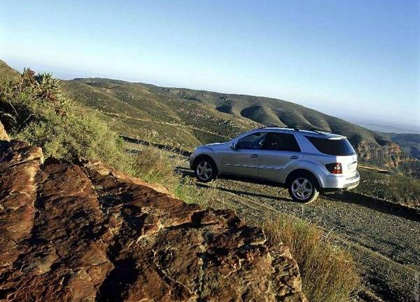 Новое поколение Мерседеса МL 350 2013 года Новое поколение Мерседеса МL 350 2013 года