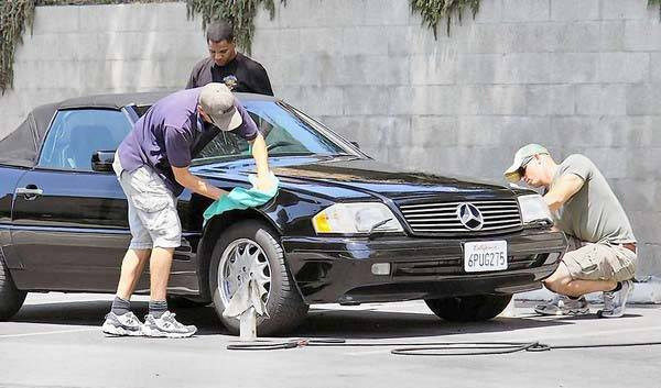 Полироль для удаления царапин с автомобиля как навести лоск? Полироль для удаления царапин с автомобиля как навести лоск?