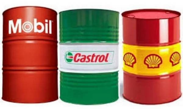 Преимущества и недостатки моторного масла в бочках