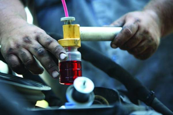 Рейтинг полусинтетических моторных масел 10w 40 Рейтинг полусинтетических моторных масел 10w 40