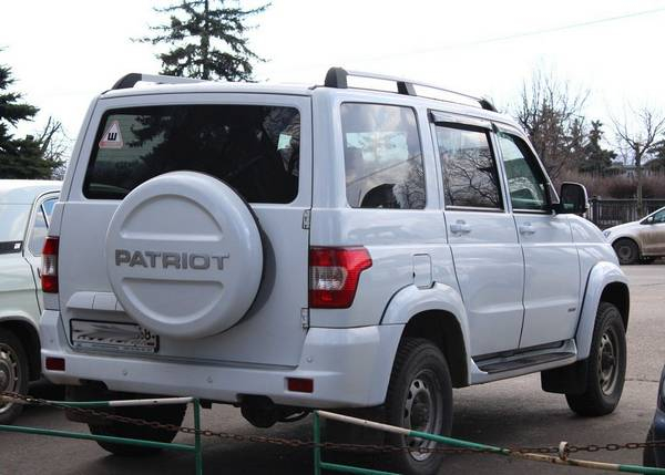 Шумоизоляция УАЗ Патриот своими руками Создаем комфорт без посторонних звуков