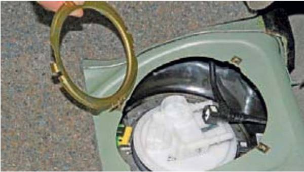 Топливные фильтры «Лады Калины»: выбор и замена своими руками Топливные фильтры «Лады Калины»: выбор и замена своими руками