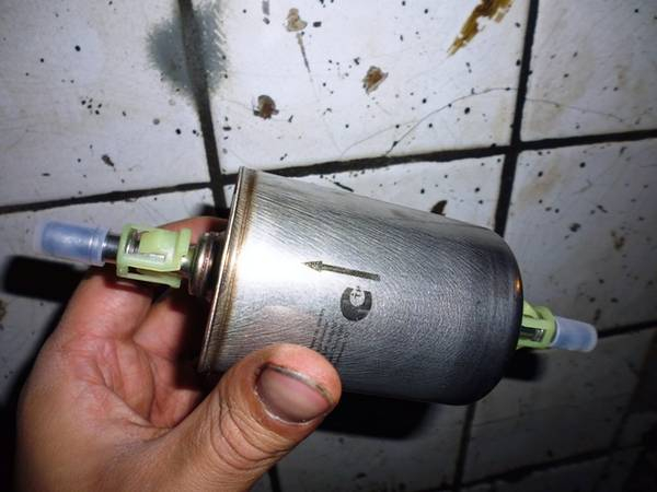 Топливные фильтры «Лады Калины»: выбор и замена своими руками Топливные фильтры «Лады Калины»: выбор и замена своими руками