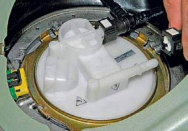 Топливные фильтры «Лады Калины»: выбор и замена своими руками Топливные фильтры «Лады Калины»: выбор и замена своими руками