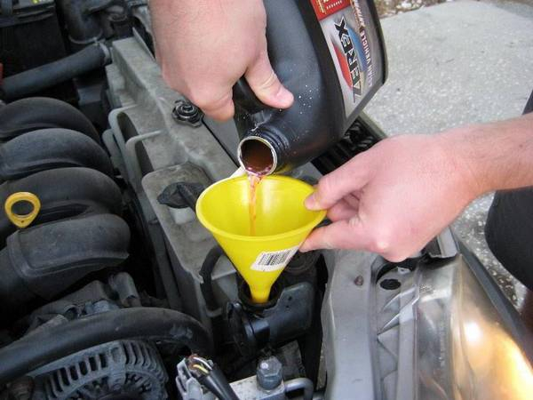 Тосол и антифриз разница, не дающая покоя нескольким поколениям Тосол и антифриз разница, не дающая покоя нескольким поколениям