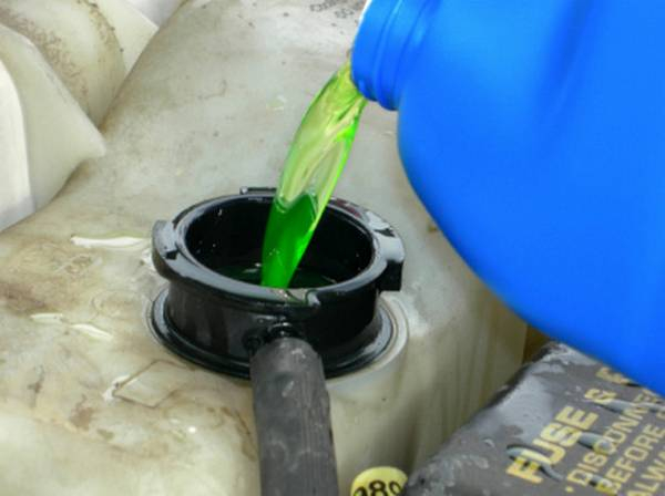 Тосол  отечественный антифриз во всех подробностях