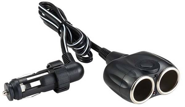 Выбираем тройник в прикуриватель автомобиля Выбираем тройник в прикуриватель автомобиля