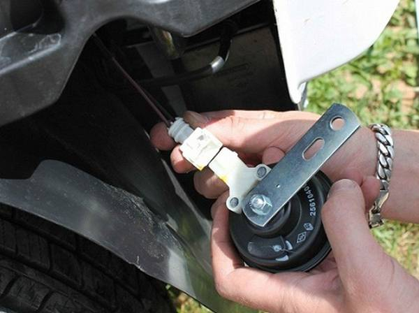 Выбор гудка для автомобиля — оркестр или соло Выбор гудка для автомобиля — оркестр или соло