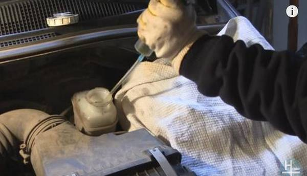 Выбор и замена тормозной жидкости Выбор и замена тормозной жидкости