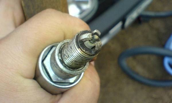 Взаимозаменяемость свечей зажигания  как правильно выбрать новую свечу?