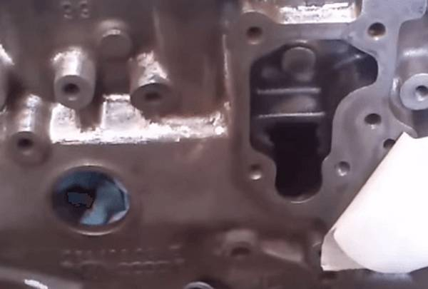 Значение системы вентиляции картерных газов в двигателе