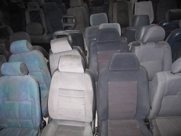 Автомобильные кресла: перетягиваем сами