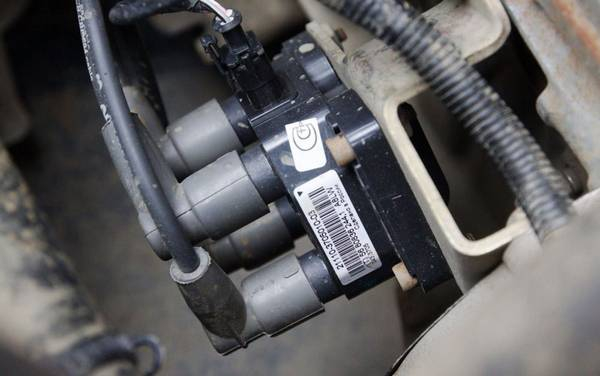 Что делать, если загорелась лампочка Check Engine? Что делать, если загорелась лампочка Check Engine?