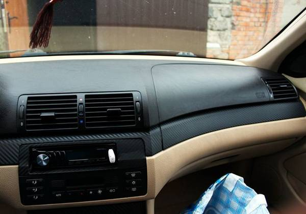 Делаем обшивку салона автомобиля своими руками Здесь нет ничего сложного (почти) Делаем обшивку салона автомобиля своими руками Здесь нет ничего сложного (почти)