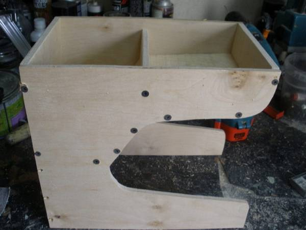 Делаем подлокотник в машину своими руками: пошаговая инструкция и советы Делаем подлокотник в машину своими руками: пошаговая инструкция и советы