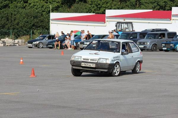 Как научиться чувствовать габариты автомобиля? Советы новичкам Как научиться чувствовать габариты автомобиля? Советы новичкам