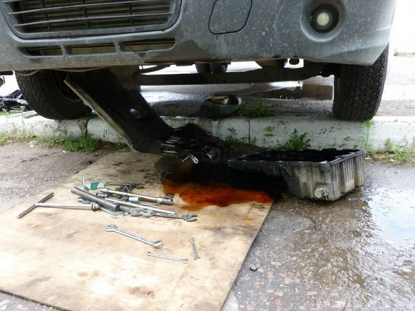 Как сделать подогрев поддона двигателя своими руками? Машины любят теплоту Как сделать подогрев поддона двигателя своими руками? Машины любят теплоту